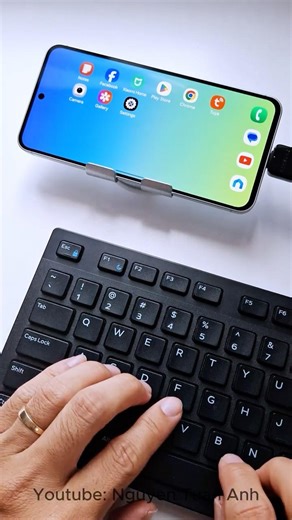 Connect Android Phone to Keyboard