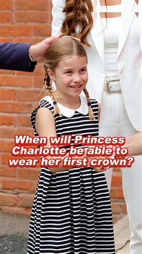When will Princess Charlotte be able to wear her first crown? #princesscharlotte #princessdisney
