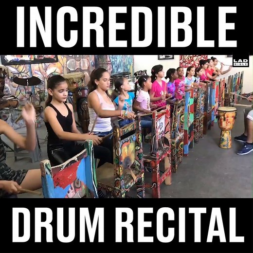 What a mesmerising performance 🥁 Habana Compas Dance | LADbible