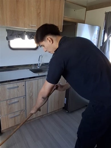 Cuando sos el nuevo y te echan la culpa de todo- Plan B video humoristico #agricultura #planb