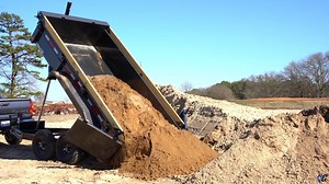 Get work done with the MDT Medium Duty Dump Trailer! 💪 No job is too small for this multipurpose machine to handle, and with the 3-stage telescopic cylinder, you'll be dumping loads like never before with the highest possible dump angle! 📐 | Diamond C Trailers