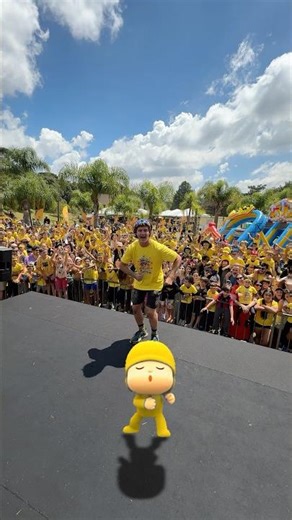 Yellow Pocoyo