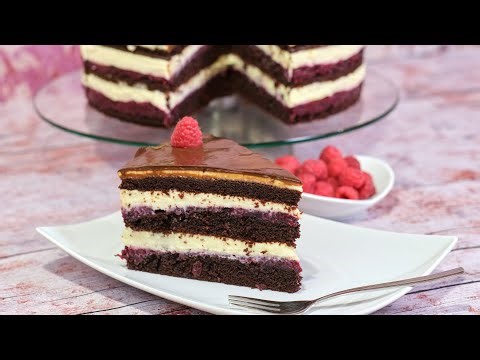 BLOODY BERRY CAKE - Rich and Juicy Fruit Cake with Perfect Taste 🍰