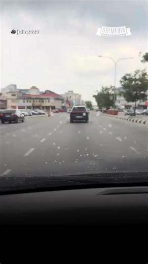 Oh! Media on Instagram: "Kena tukar nombor plat dulu baru tak kantoi 😂😭 #ohmedia #as"