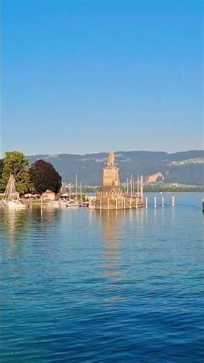 🇩🇪✨ Lindau: Where the Alps Meet the Lake 🏔️ | Lindau: Donde los Alpes se encuentran con el Lago.