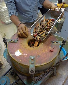 Biggest Machine Making 100% Pure Natural Garam Masala Process In INA, Delhi Rs. 220/- Only | Made For Foodie