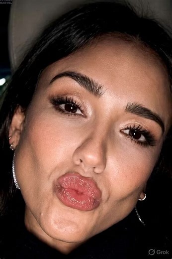 Want AI to make videos inspired by Jessica Alba? 🎬 Comment what vibe you want Dark Angel Max Guevara, Fantastic Four Sue Storm, Sin City Nancy, or Honest Company CEO energy. I’ll pick the best ones 👇 #JessicaAlba #Actress #viralvídeo