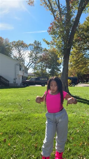 Pretty In Pink  Dancer’s Club 並 on Instagram: "What’s going on?!勺"