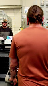 Better prices and easy ordering. Meet the better way to stock up on contacts (us.. it’s us.) | 1-800 Contacts