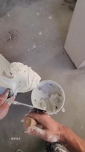 Fast White Cement Plastering #FastPlastering #ConstructionSpeed #WhiteCementWork #ImpressiveSkill #QuickWork | Daily Dose of Facts