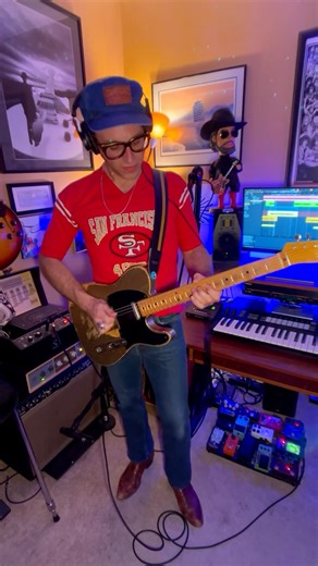 Awesome tele pickin' from Mike Khalil! Check this guy out for tons of awesome country guitar playing 🌵 | Country Guitar Players