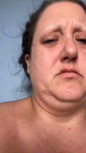 It’s finally friYAY. Getting myself pumped up for the day 👏🏻 #makeup #makeupartist #makeuptransformation | Caitie Murphy