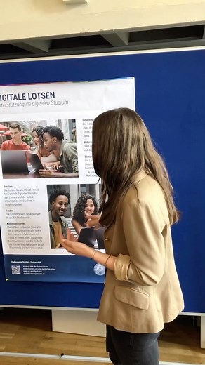 7.1K views · 22 reactions | Wenn ihr Hilfe im Umgang mit bestimmten digitalen Tools braucht oder anderen dabei helfen möchtet  https://uni-jena.de/digitale-lotsen #UniJena #StudierenInJena #Software #ELearning #Studium #Studieren | Universität Jena | Facebook