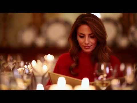 Valentine’s Day Dinner With a Beautiful Woman | Candlelit Romance & Soft Evening Ambience