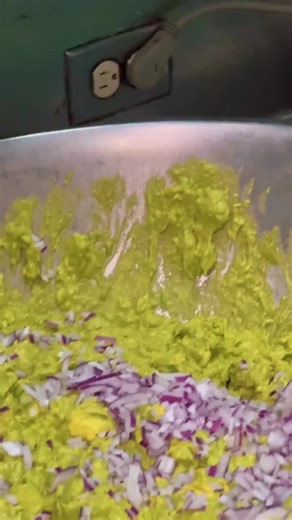 Fresh guac isn’t just a recipe here, it’s a daily ritual. 🥑✨ Made every morning, smashed with love, and delivered straight from our kitchen to your plate. Come taste the good stuff. Your chips deserve it. #FreshGuacDaily #MadeEveryDay #GuacLove #EatLocal #FoodieFinds #SoCalEats #RodeoMexicanGrill #RodeoMexican #RodeoEchoPark #EchoParkEats #EchoParkFood #EchoParkLatinoEats #LosAngelesEats #LAFoodies #LATacos #MexicanFoodLA | Rodeo Mexican Grill