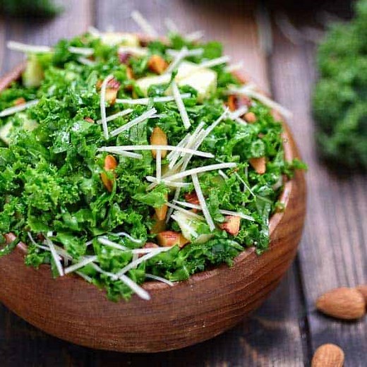 Simple Kale Salad