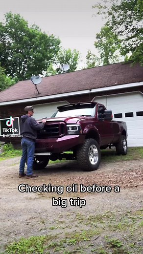 Reposting bc the Tok took the sounds down🤷🏽‍♂️ #oilcheck #triton #ford #superduty