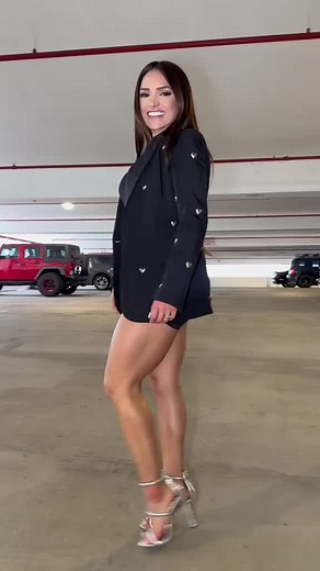 Happy hump day 💙 @Taneth.fit #viraltiktok #fit #foryoupage #fitgirlsoftiktok #fitchick #fitness #fitnesstips #viral_video #fitnesstips #foryou #foryou