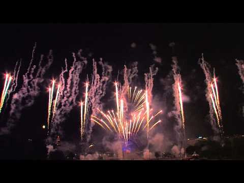 Paris 2014 Feu d'artifice - Tour Eiffel Quatorze Juillet Fireworks - 14 july