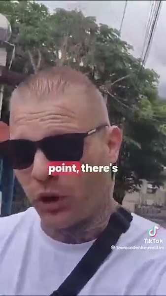 ⚠️ Shocking footage: I went to the most dangerous slum in South America 🇻🇪 #danger #travel