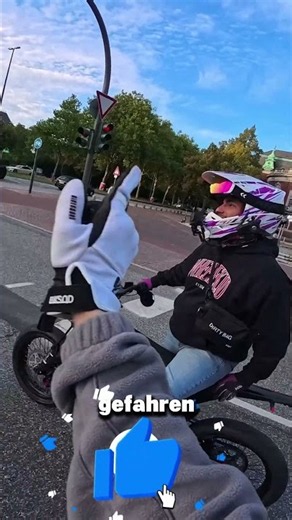 Sonst wäre er gefahren 😂