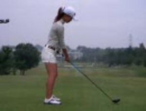 上田桃子のスイング