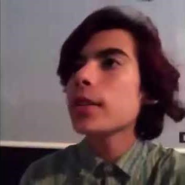 Vine What up I’m Jared I’m 19 and I never learned how to read