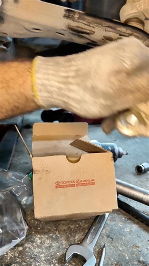 26K views · 135 reactions | Ball joint replacement guide #auto #cars #repair #automotive #trick | How To Repair | Facebook