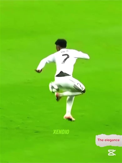 Top Football Control Techniques to Admire