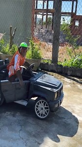 283K views · 5.6K reactions | Super funny smart! CUTIS uses construction sites to get rich most special way #cutemonkey #cutis #monkey #reel | Judy Reels | Facebook