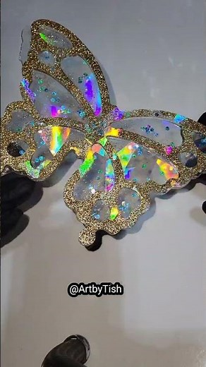 Holographic molds - explained