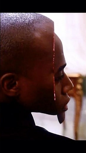 #movie Cutting off a man's face with a single knife