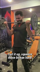 Heavy Barbell Biceps Curl | Muscle Builder