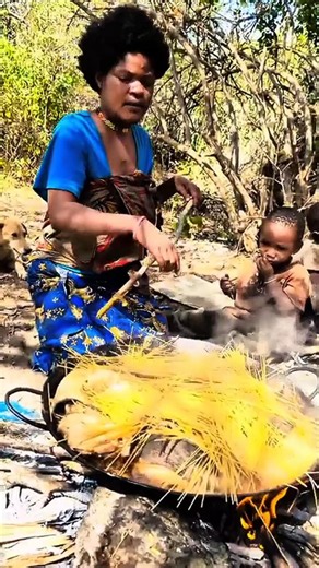 A Mother's Love in Every Meal | African village life 🌿 😍 #DailyLife ‎#HomeCooking #Shortsviral