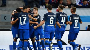 Schneller Einwurf, Tor: Hoffenheim überrumpelt Bayern