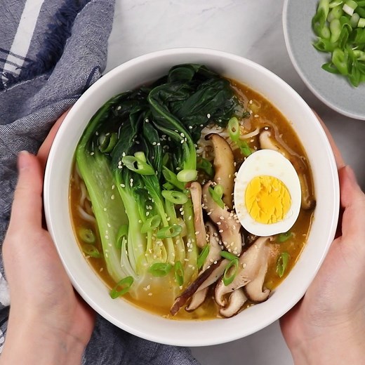 5.6K views · 72 reactions | Ready to up your weeknight dinner game? Try this vegetarian ramen noodle bowl recipe. Healthy, nutritious, and filling. Get the full recipe: https://foolproofliving.com/ramen-bowl/ | Foolproof Living | Facebook