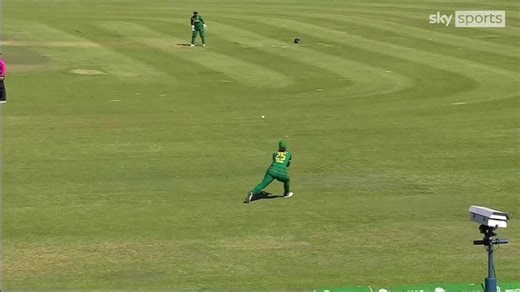 South Africa vs England: Chloe Tryon removes Amy Jones with a sensational grab in first ODI
