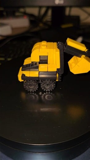 How to Build a Mini LEGO Bulldozer 🚜 | Easy DIY LEGO Building Tutorial