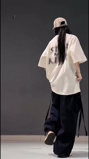 14K views · 298 reactions | #low #florida #tpain #dance #dancing #fyp | Just Dance | Facebook