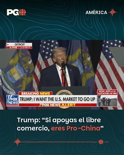Pulso Global | Agenda Mundial on Instagram: "🇺🇸Trump equipara el libre comercio con ser “pro China” 🔹Donald Trump afirmó que “si apoyás el libre comercio, sos pro-China”, una frase que expone una contradicción central del orden económico global impulsado por Washington durante décadas. 🔸La declaración surge en un contexto de tensiones comerciales renovadas. Fiel a su doctrina "America First", Trump sostiene que la apertura permitió a China dominar la manufactura y las cadenas de suministro,