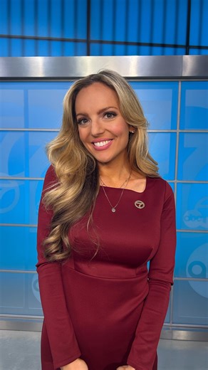 Shayla Girardin on Instagram: "I get asked a lot about my current make up routine so here it is ✨💄It takes me about 15 minutes to do my make up in the morning. Here’s a look at some of my fave products that I use daily! @eltamdskincare tinted face sunscreen @bobbibrown weightless skin foundation ((golden honey)) @hauslabs triclone skin tech foundation ((fair warm)) @bobbibrown full cover concealer ((cool beige)) @kevynaucoin contrast stick contour ((chiseled)) @maccosmetics powder blush @iliabe