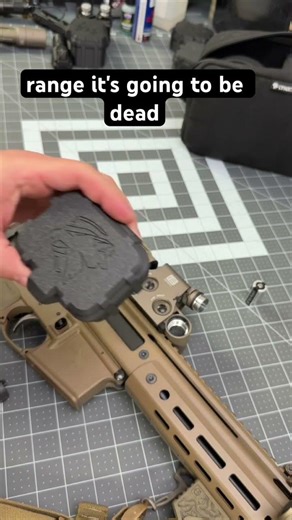 Have a hard time keeping up with when you changed your EoTech battery? Get the CR123 battery vault!