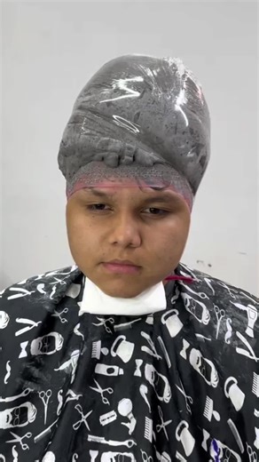 mechas platinadas #Barberos #Barber #Barbershop #barberhacks | platinum highlights on men