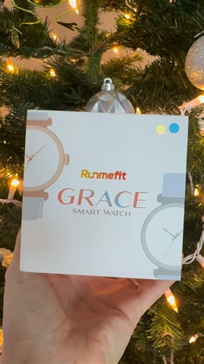 Buse Yesilova | Minimal, elegant, and made for everyday🤍 GRACE fits effortlessly into my routine @runmefit_us 💸 18% OFF — code: BUSE 🔗... | Instagram