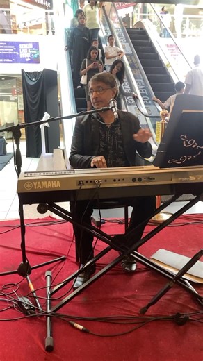 Live music, live entertainment... 🎶 #kcc #kandycitycentre #worldspice #worldplay #multiplex #snax #fresh #cafewalk #bakesandcakes #terracebar #srilankan #visit_kandy #kcc_entertainment #kcclivemusic #kccentertainment #livemusic | Kandy City Centre - KCC