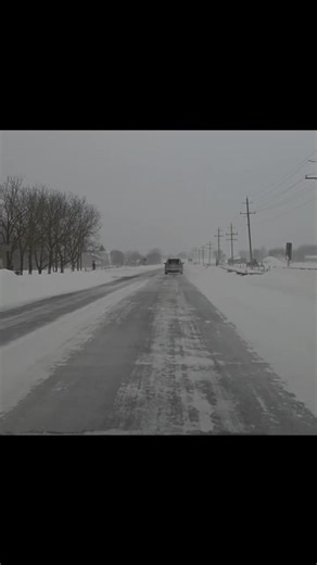 Thank a plow driver. They have been working around the clock to keep roads cleared best they can. Not an easy task I'm sure with these blizzard conditions we've seen. Thank you to all other responders and essential service workers too! It's hard to see in the video but there's 5 cars in front of me. Only one had its tail lights on. Daylights or auto lights may not activate your tail lights. Manually turn on your full light system is recommended. Hwy 6 North Mount Forest December 30, 2025 4pm. Vi