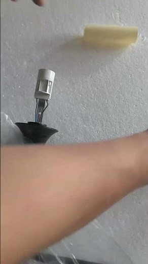 Repairing lamp holder video