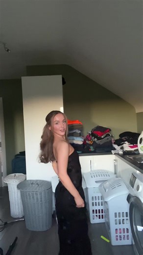 I swear I wear other things than dresses