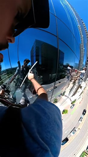 63K views · 451 reactions | 3 windows wide on all glass is always my favorite once your a ways down. #windowcleaning #nashville #cleantok | squaggawagga | Facebook