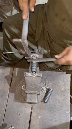 Vintage Lathe Spring Hook Opening & Fix | Simple Old School Repair #shortsvideo #diy